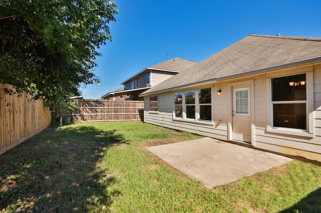 Photo of 21807 Saragosa Pond Lane