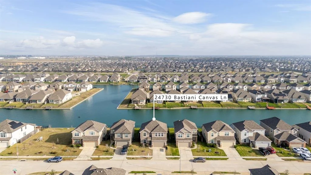Photo of 24730 Bastiani Canvas Lane