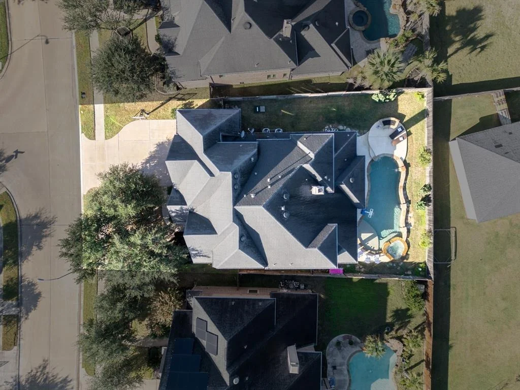 Photo of 27422 Gladway Manor Drive