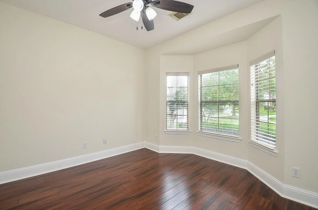 Photo of 2735 Driftwood Drive