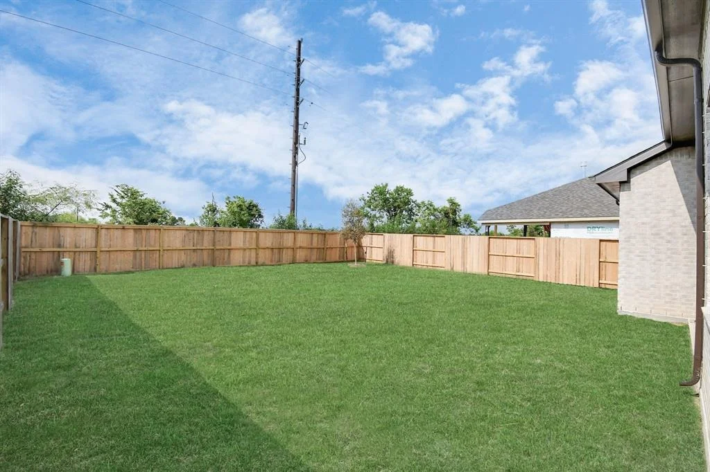Photo of 4738 Vaughan Way