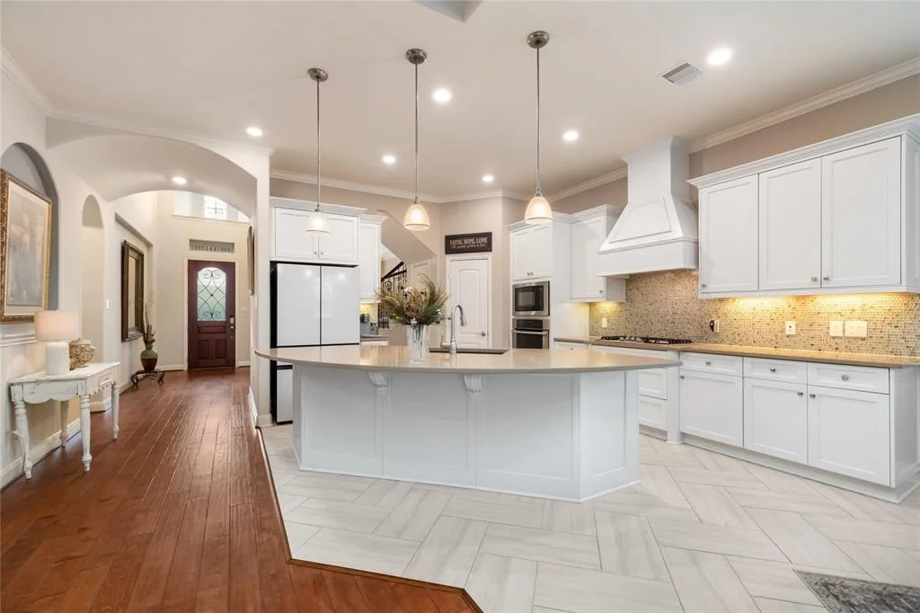 Photo of 523 Rolling Brook Lane