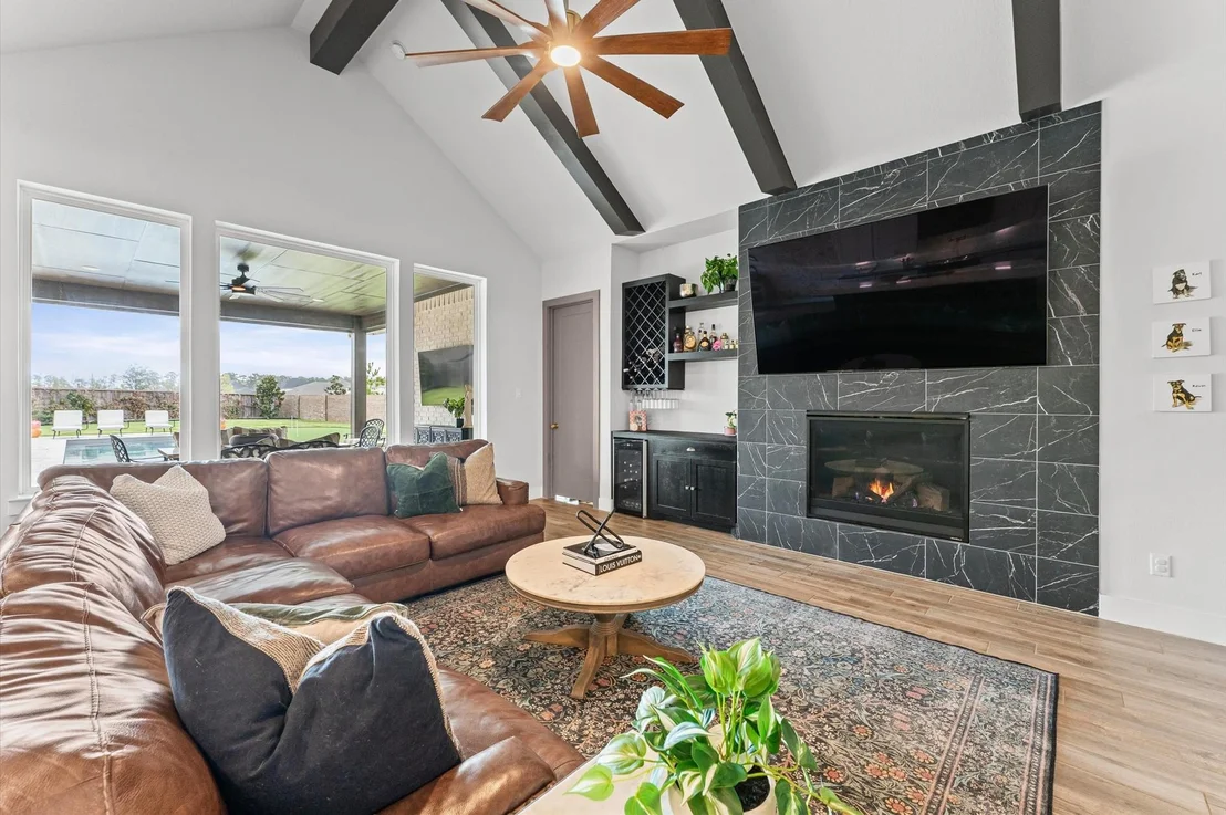 Photo of 9502 Lakeside Arbor