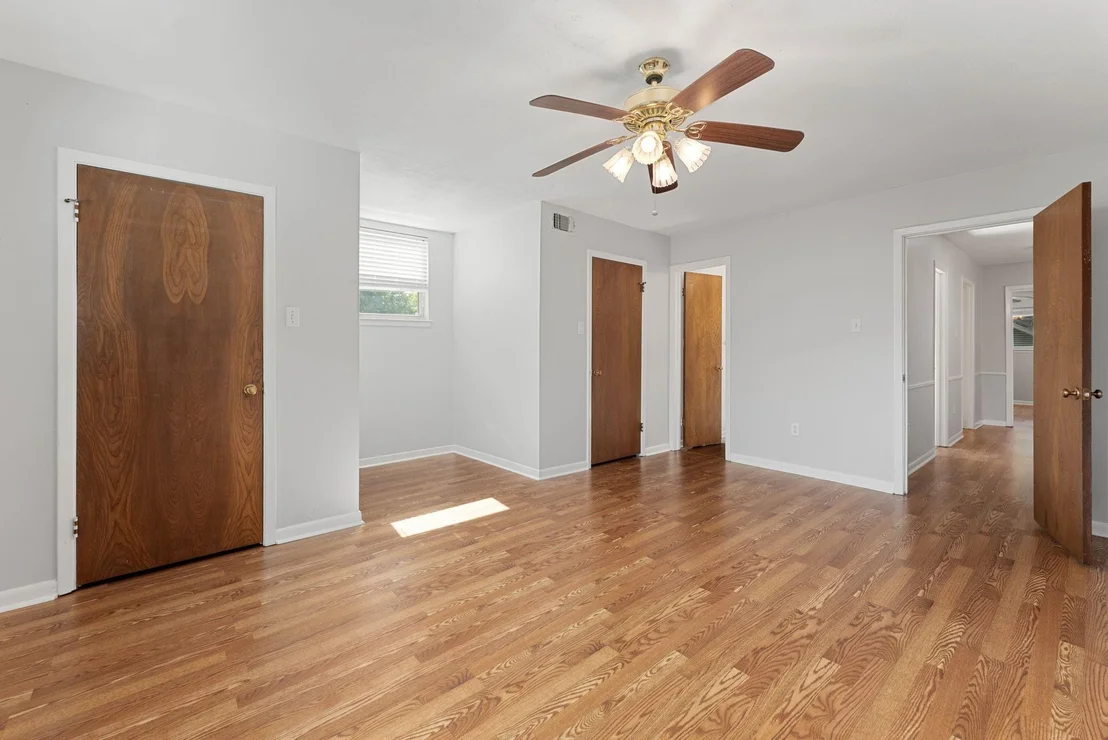 Photo of 26215 Oakhurst Drive