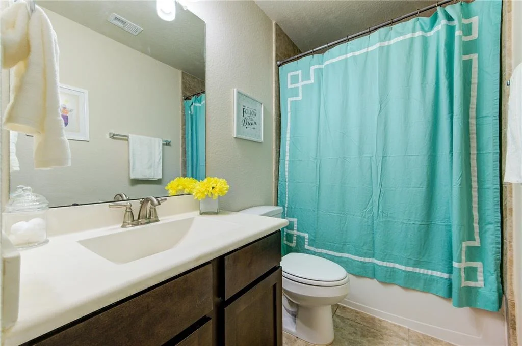 Photo of 7711 Trailing Oaks Drive
