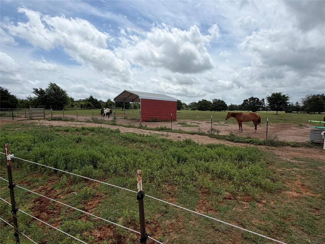Photo of 7821 County Road 460