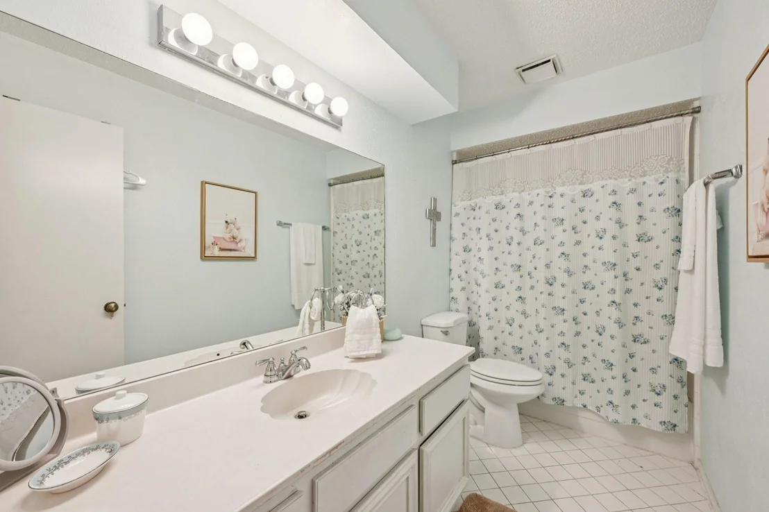 Photo of 2918 Crest Park Drive