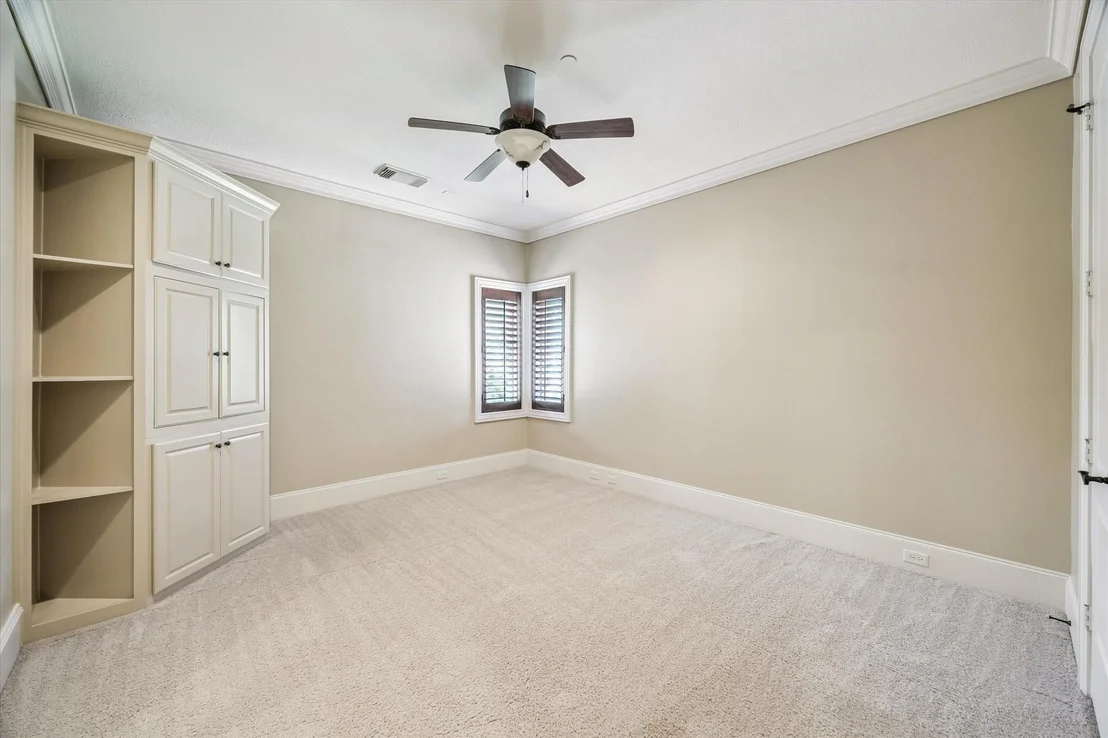 Photo of 570 Lanecrest Lane