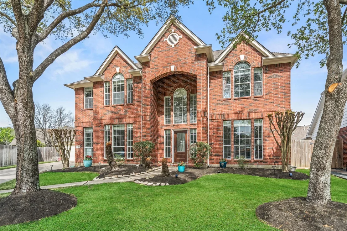 Photo of 6010 Foxland Court
