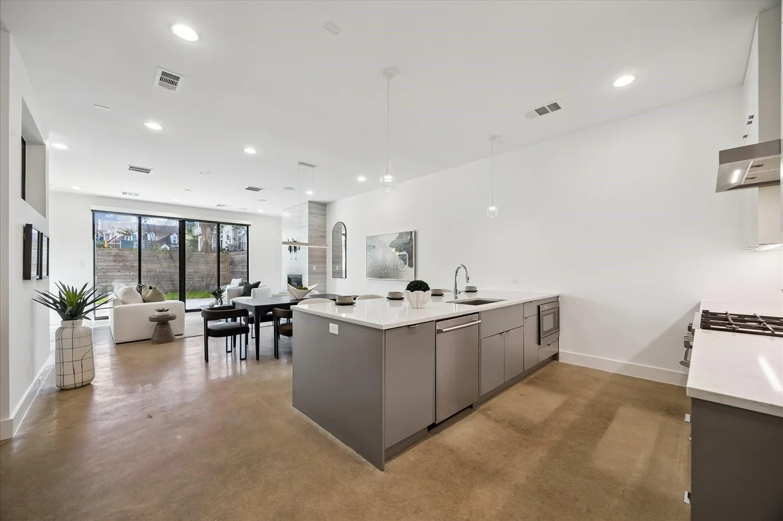 Photo of 2147 Harold Street