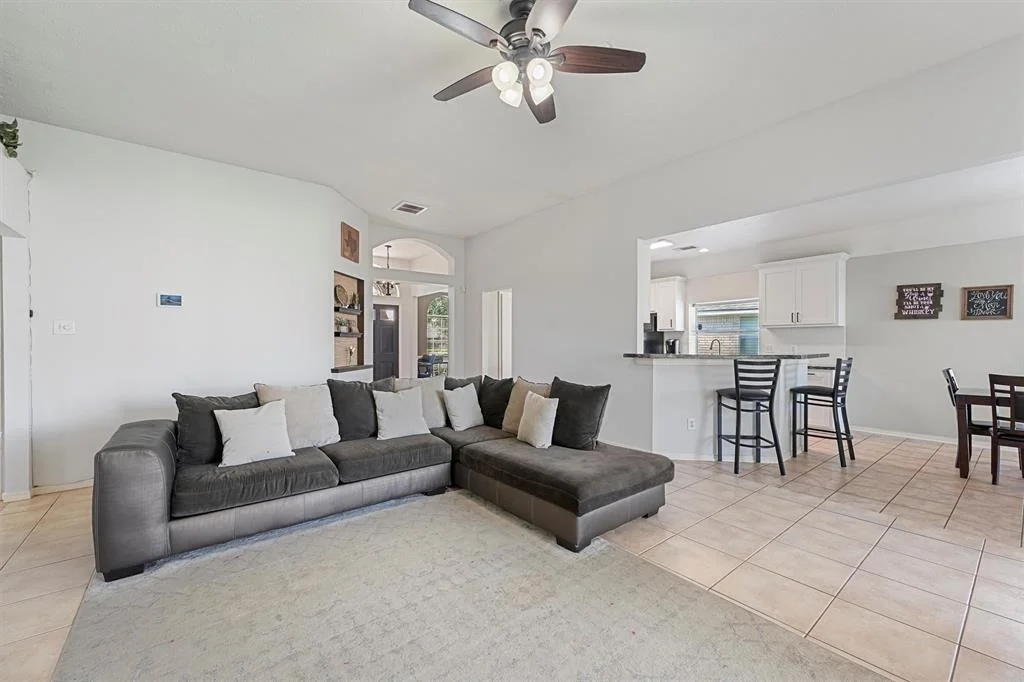 Photo of 6719 Walnut Square