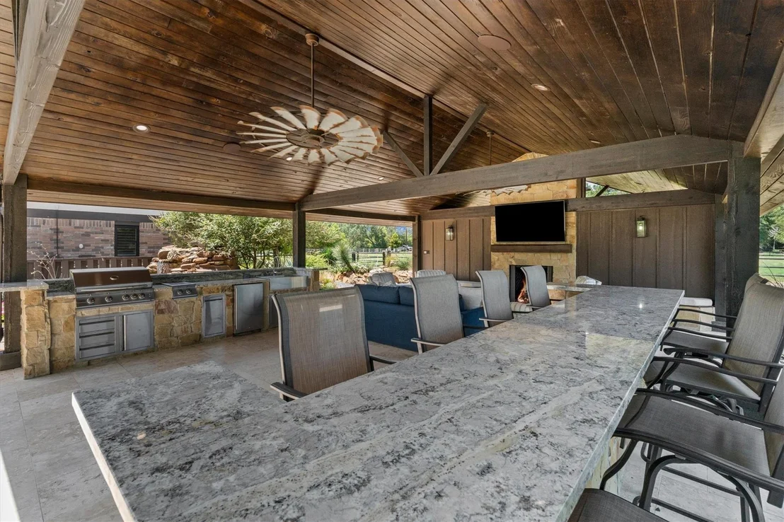 Photo of 18003 Kitzman Road