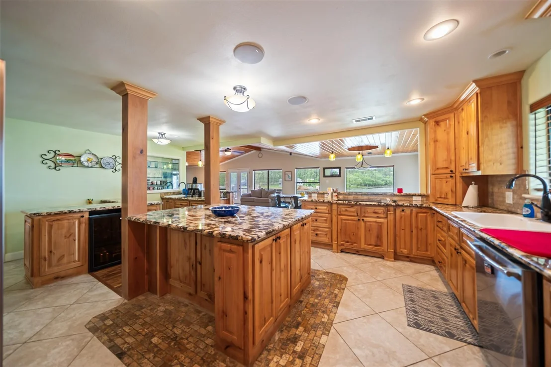 Photo of 121 Holiday Lane