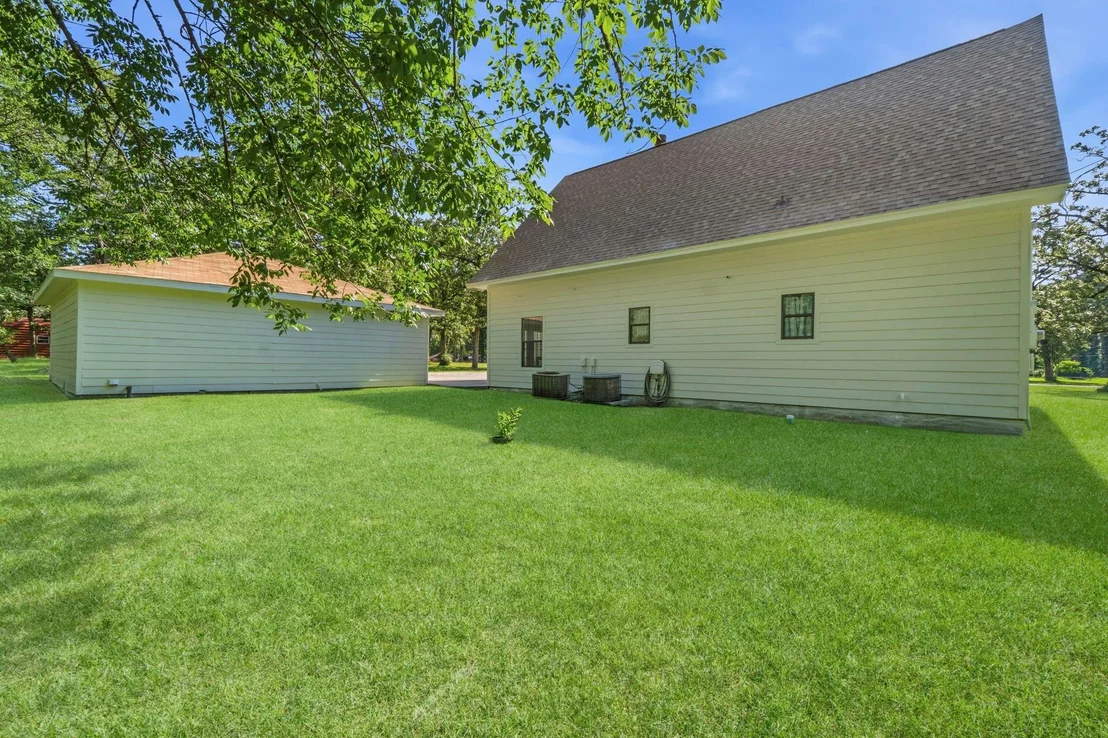 Photo of 109 Pine Needle Street