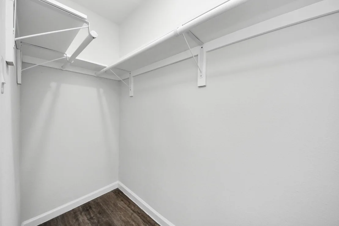 Photo of 6511 Mohawk Street