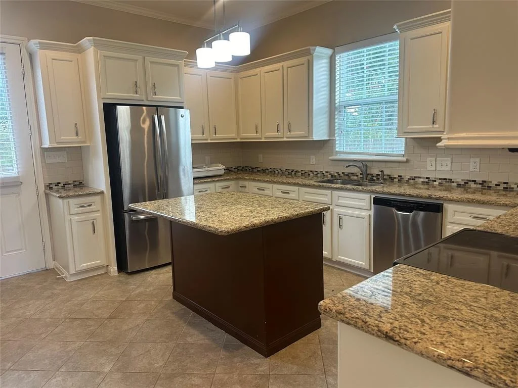 Photo of 7550 Almeda Genoa Road