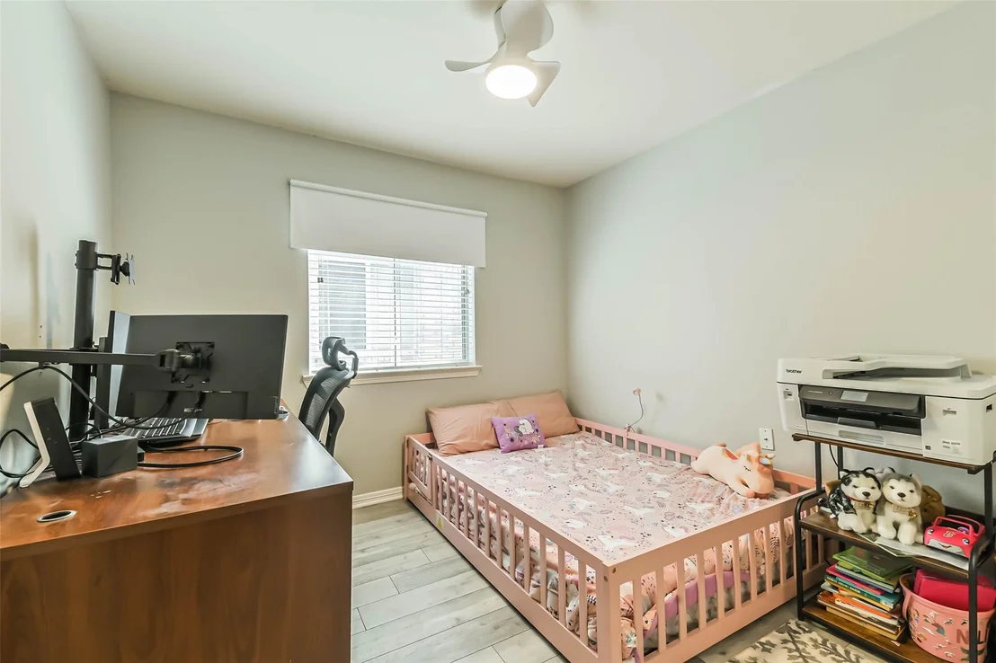 Photo of 18606 Walden Glen Circle