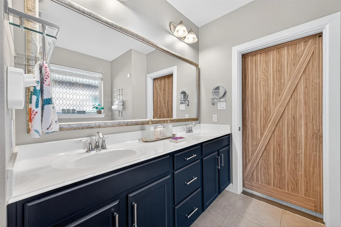 Photo of 18307 Pin Oak Bend Drive