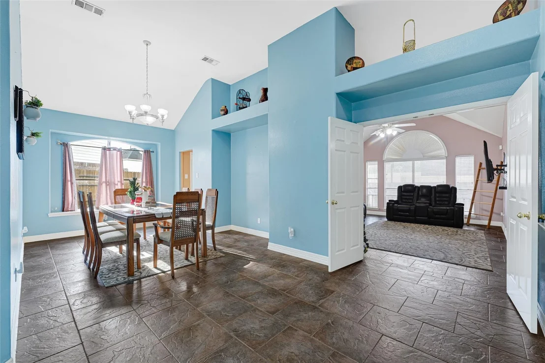 Photo of 10602 Eagle Court