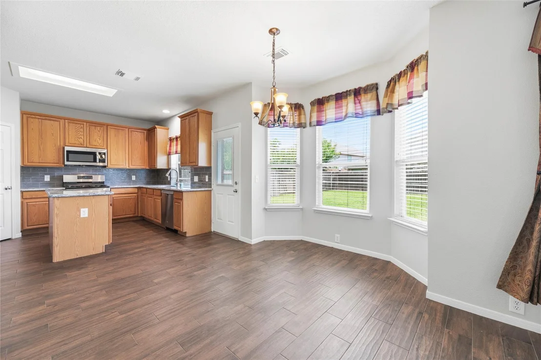 Photo of 1242 Deerbrook Drive