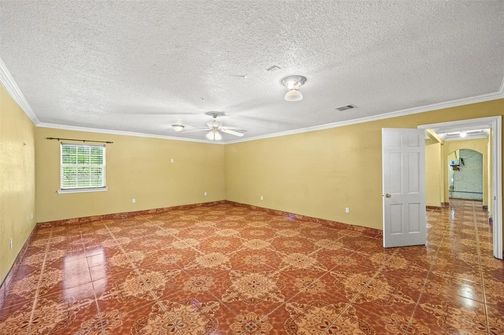 Photo of 16616 Shady Lane