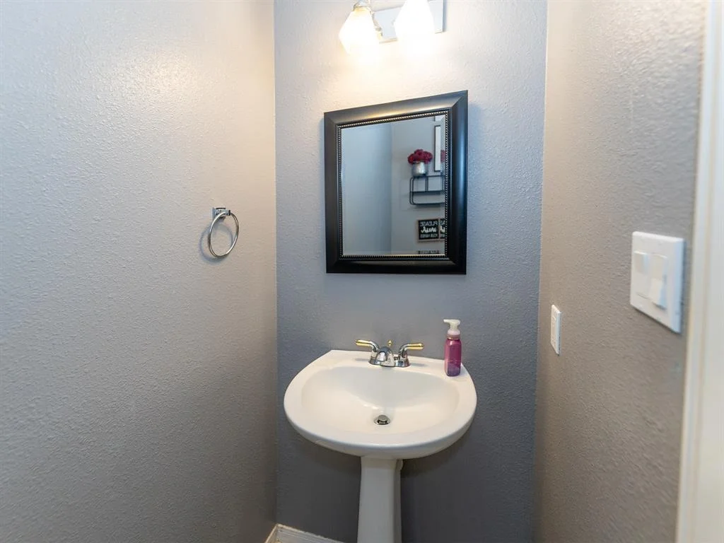 Photo of 5411 Summer Oak Drive