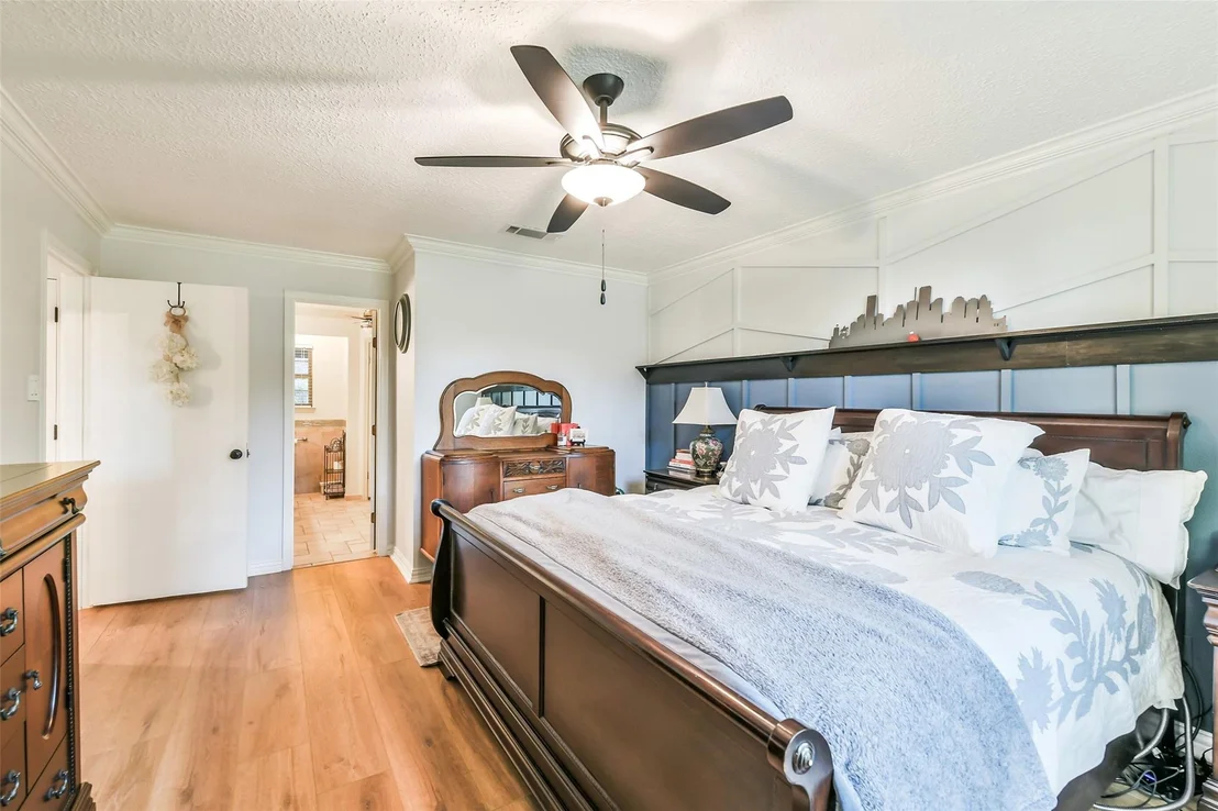 Photo of 3823 Elmcrest Drive