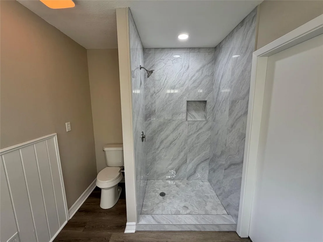 Photo of 306 Oak Drive