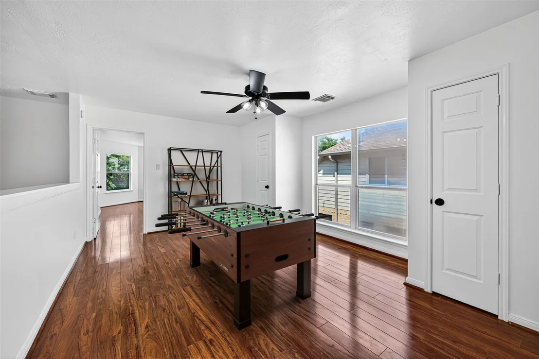 Photo of 13910 Sunset View Drive