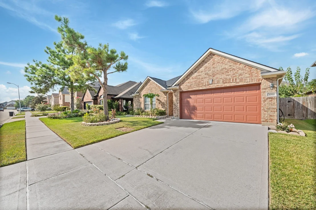 Photo of 16918 Langham Heights Lane