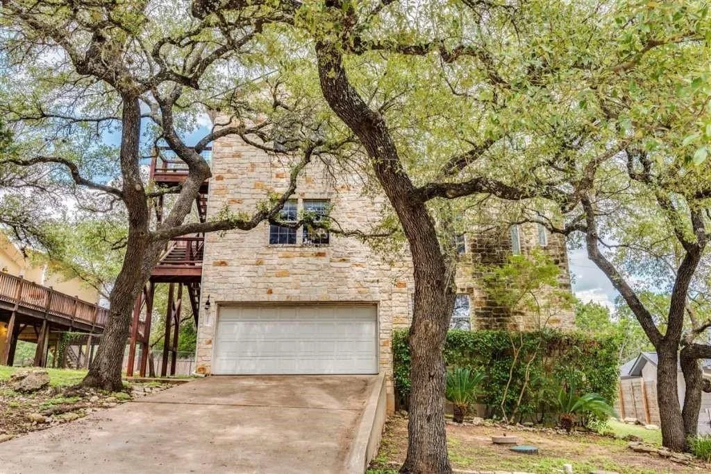 Photo of 15502 Enid Drive