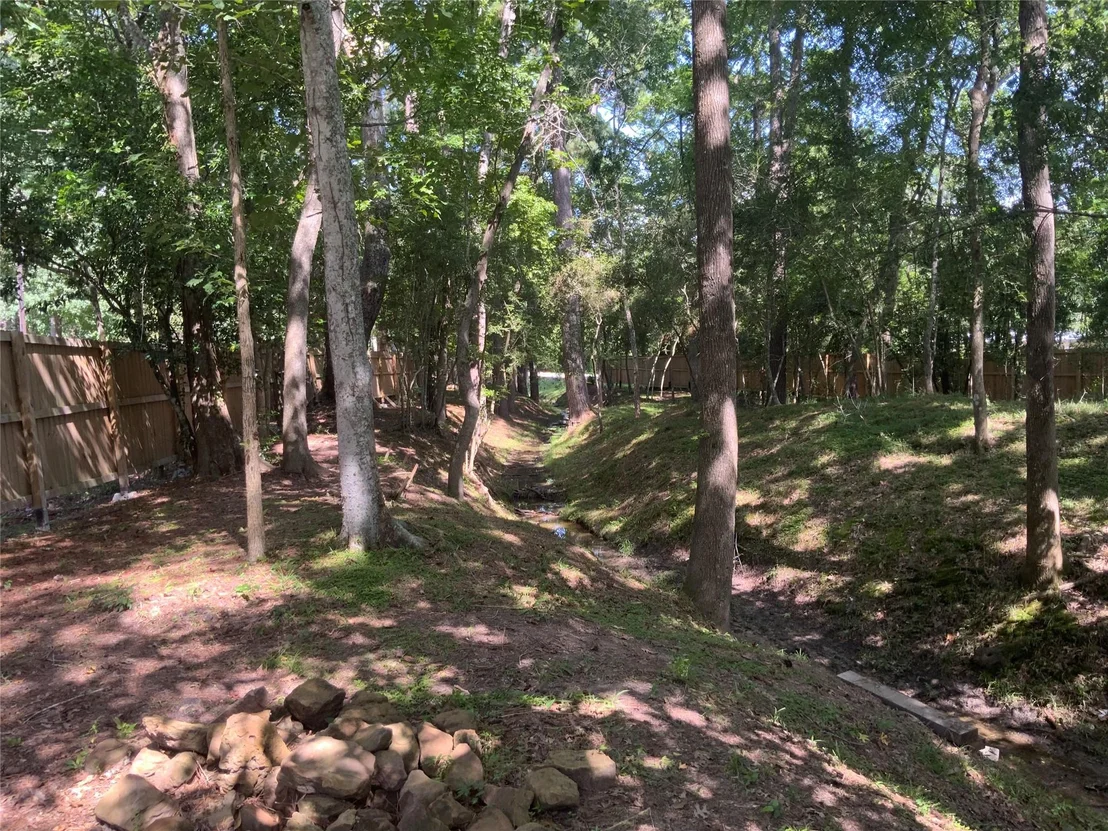 Photo of 1114 Lake Glen Road