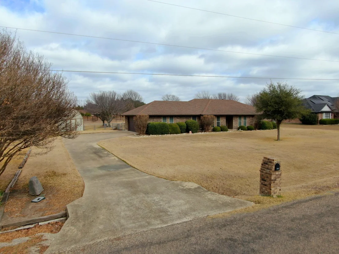 Photo of 609 Shallow Creek Drive