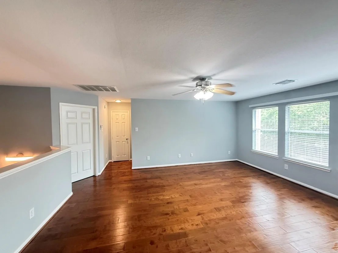 Photo of 19522 Fernhaven Drive