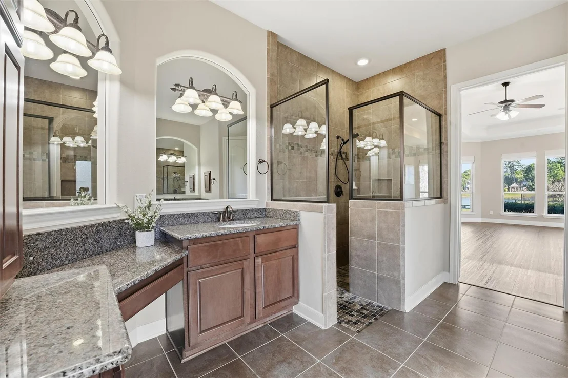 Photo of 13606 Oak Harbor Bend