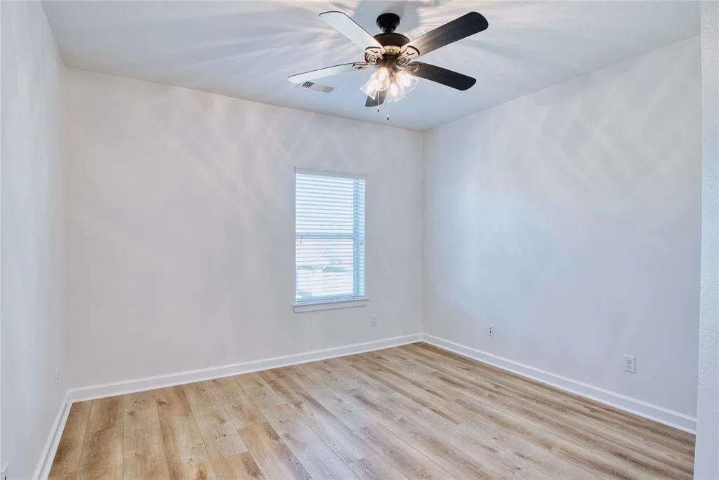 Photo of 19530 Mills Glen Drive