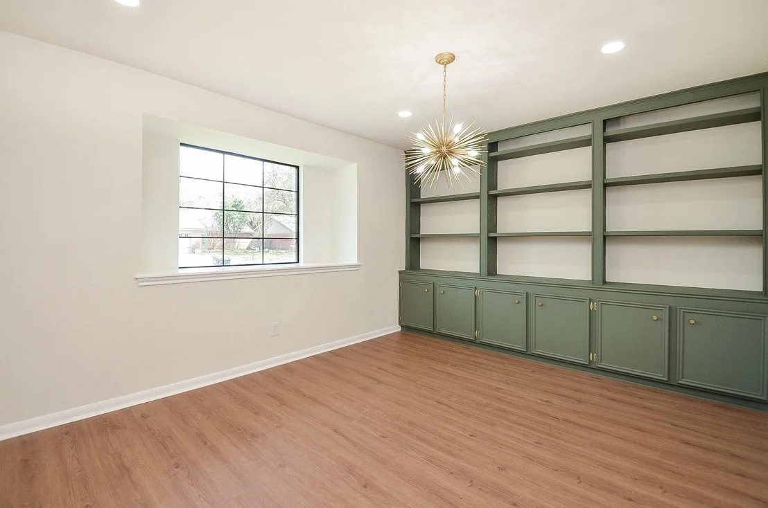 Photo of 1429 Heights Drive