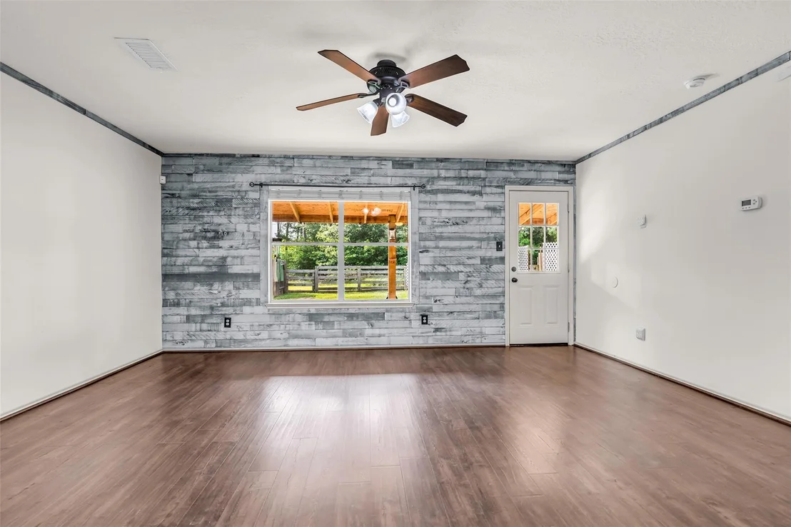 Photo of 9738 Gulfstream Drive