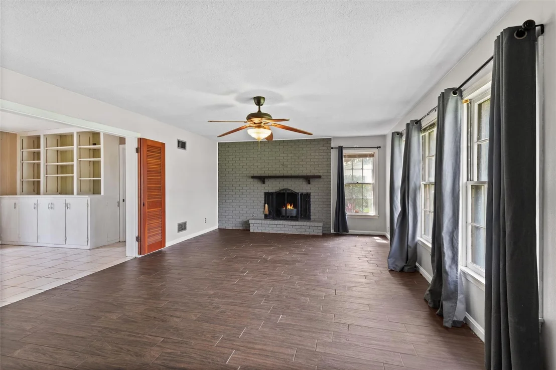Photo of 1311 Lamar Drive
