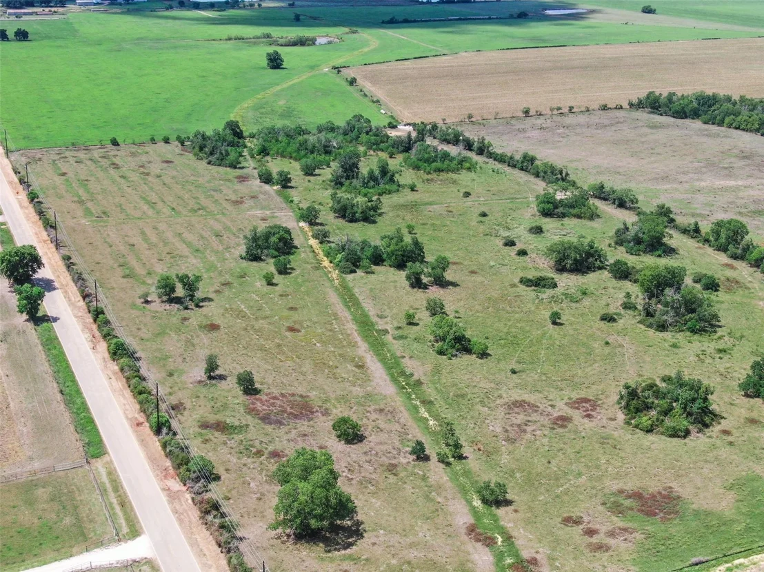 Photo of 21402 Fields Store Road