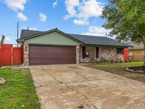 Photo of 11007 Green Arbor Drive