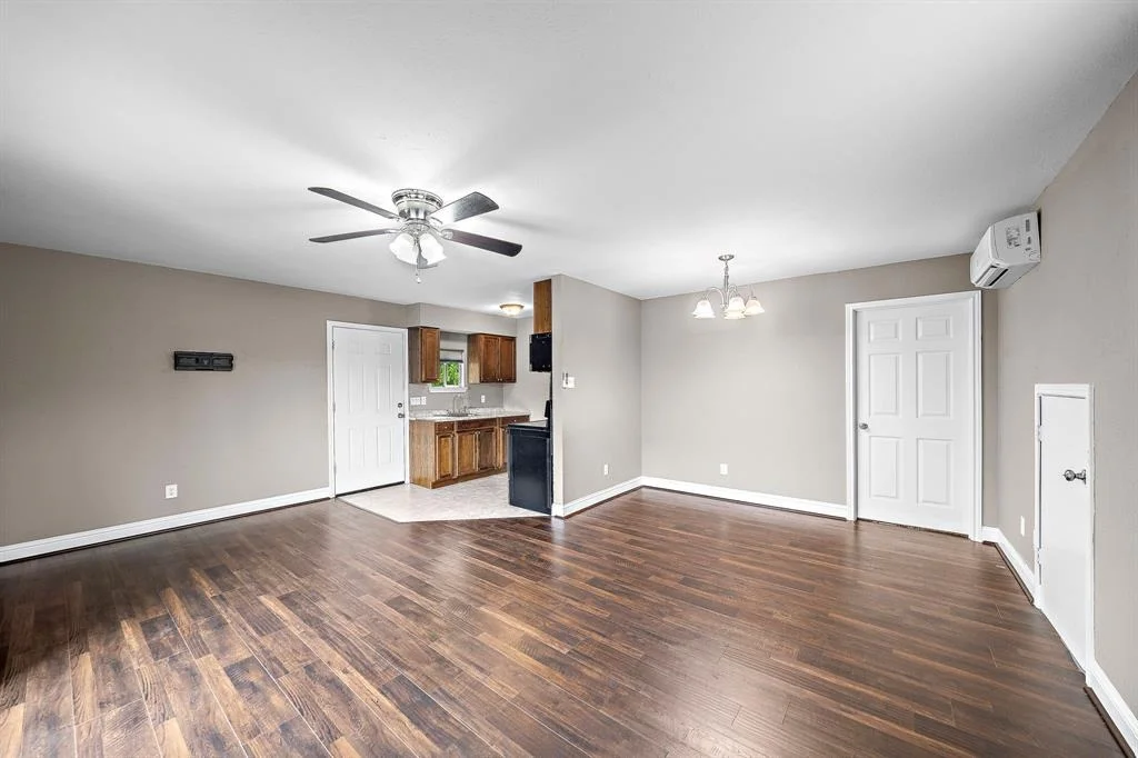 Photo of 1111 Robert Street
