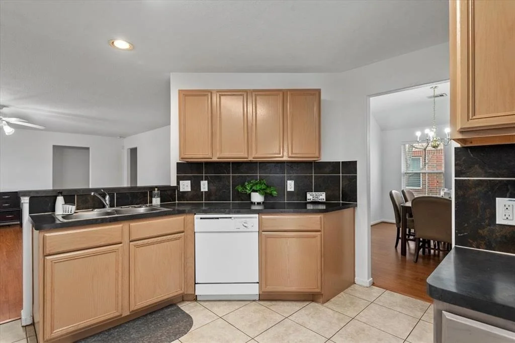 Photo of 14203 Old Dock Lane