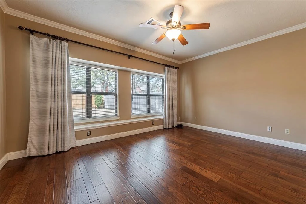 Photo of 15931 Manor Square Drive