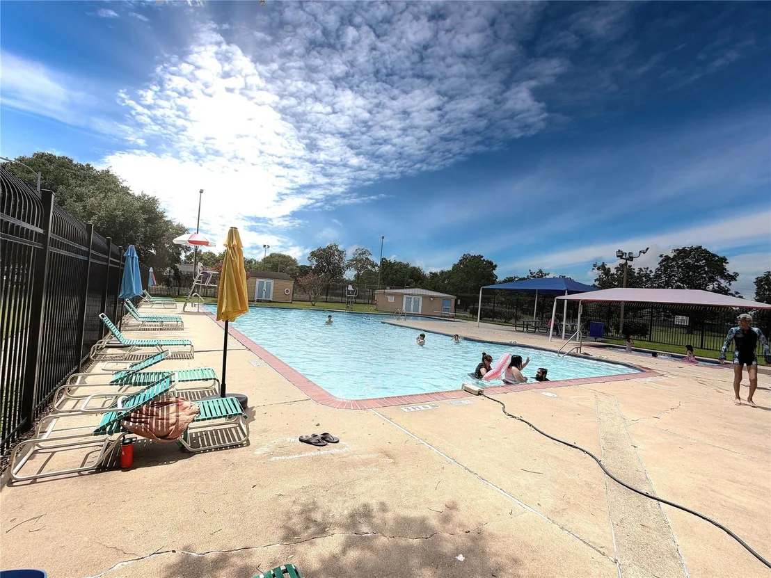 Photo of 16206 Indian Mill Drive