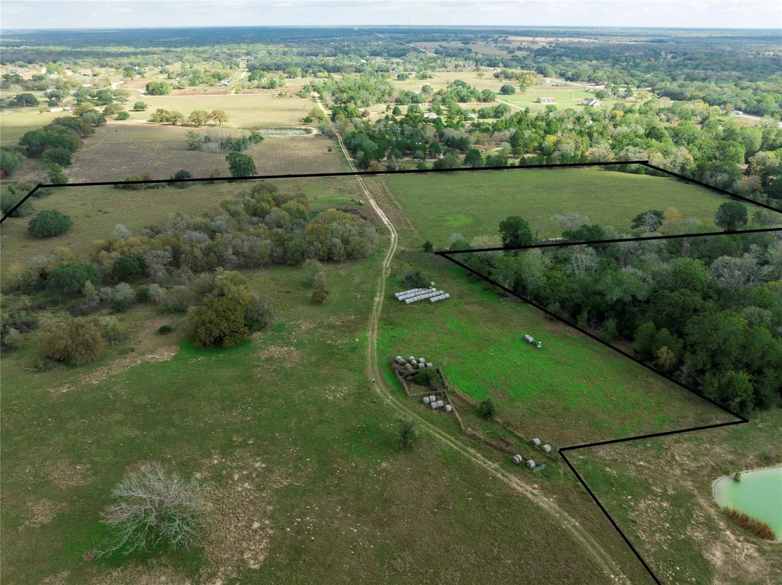 Photo of 202 County Road 142b