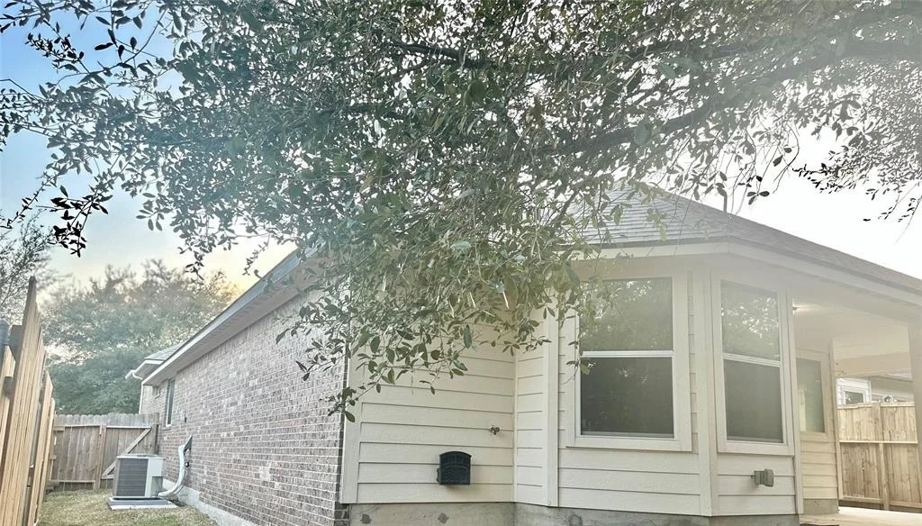 Photo of 1002 Summer Wood Boulevard