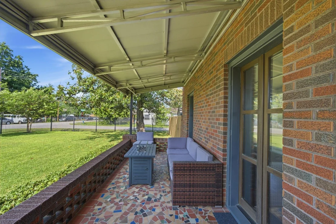 Photo of 210 Coronado Street
