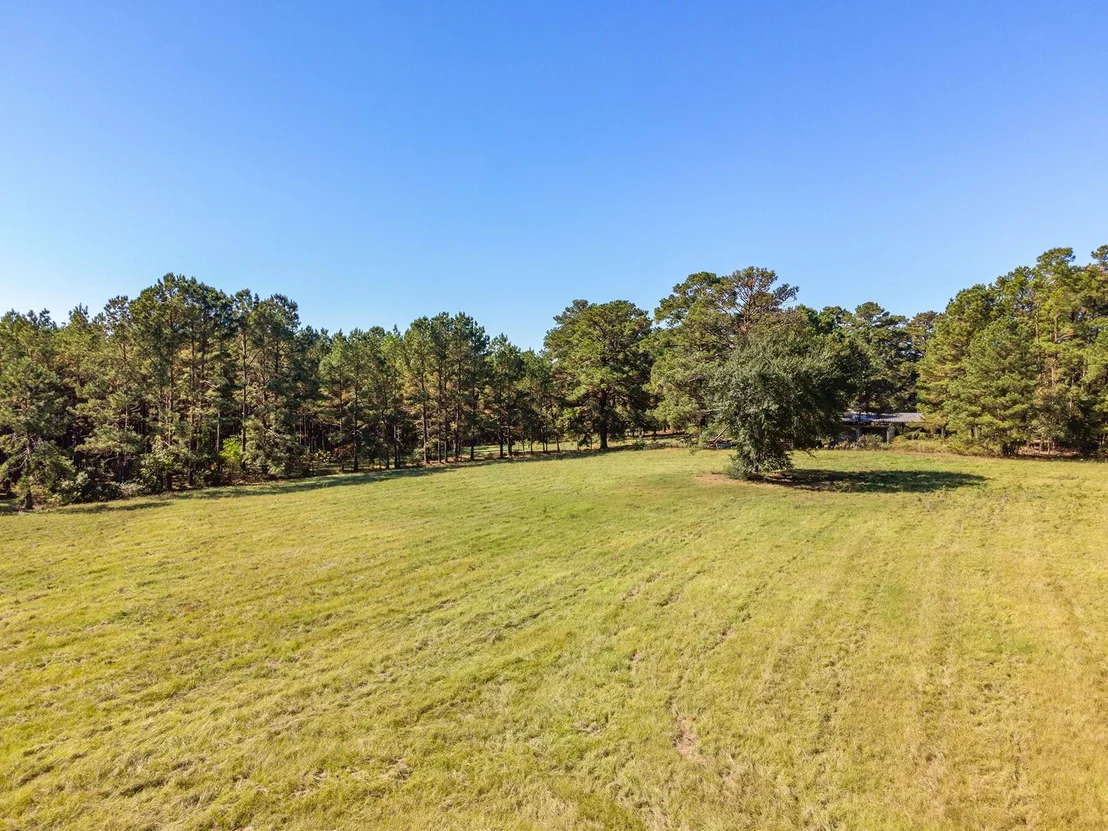 Photo of 1152 Loving Road