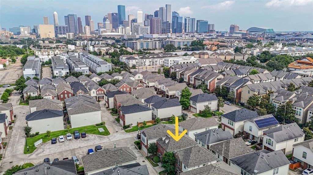 Photo of 1721 Aden Drive